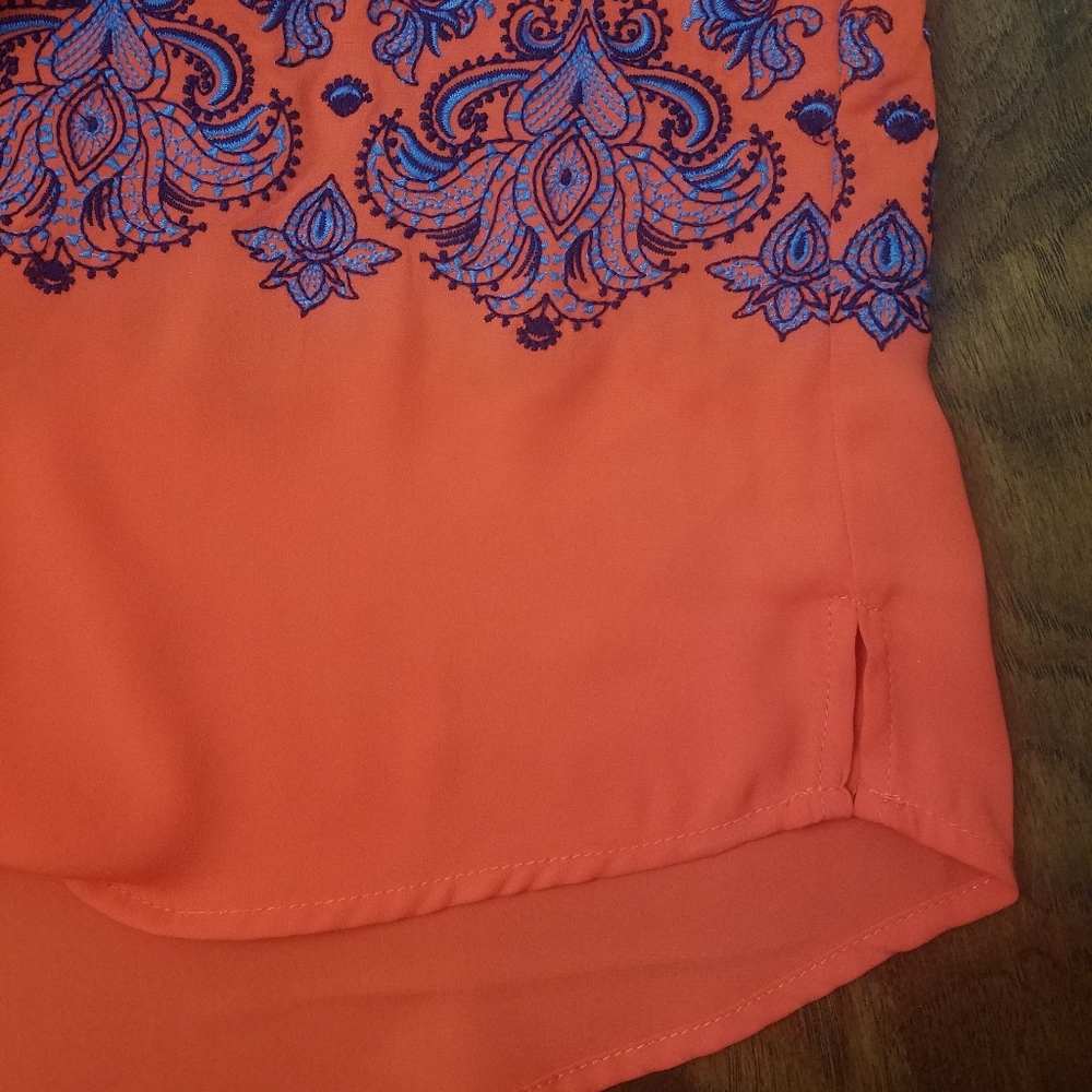 THML Embroidered Top Size Small - Picture 13 of 15